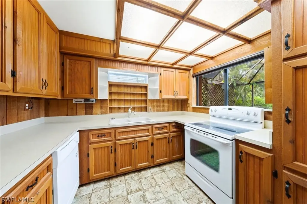 2918 Poplar Street Naples FL 34112
