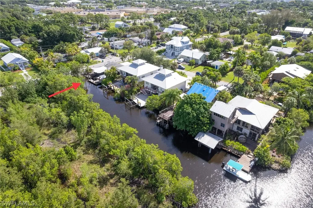 2918 Poplar Street Naples FL 34112