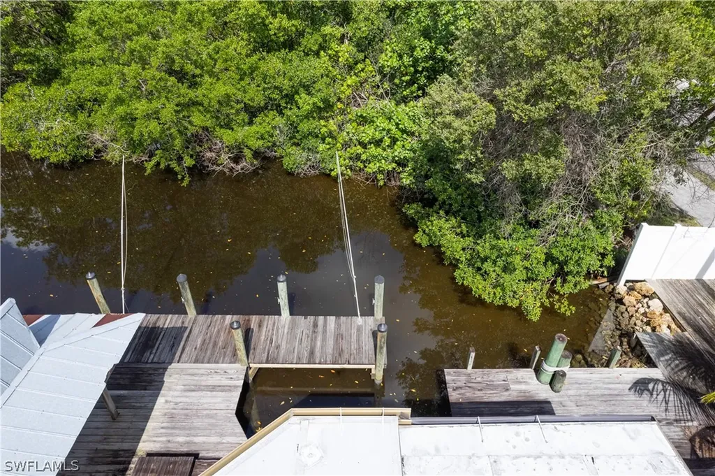 2918 Poplar Street Naples FL 34112