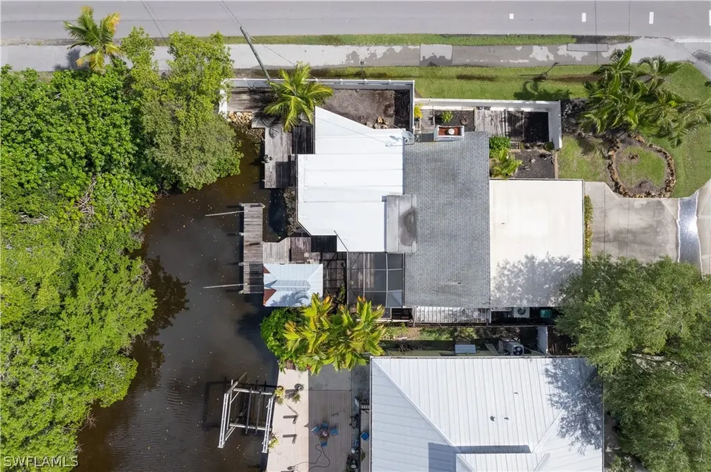 2918 Poplar Street Naples FL 34112