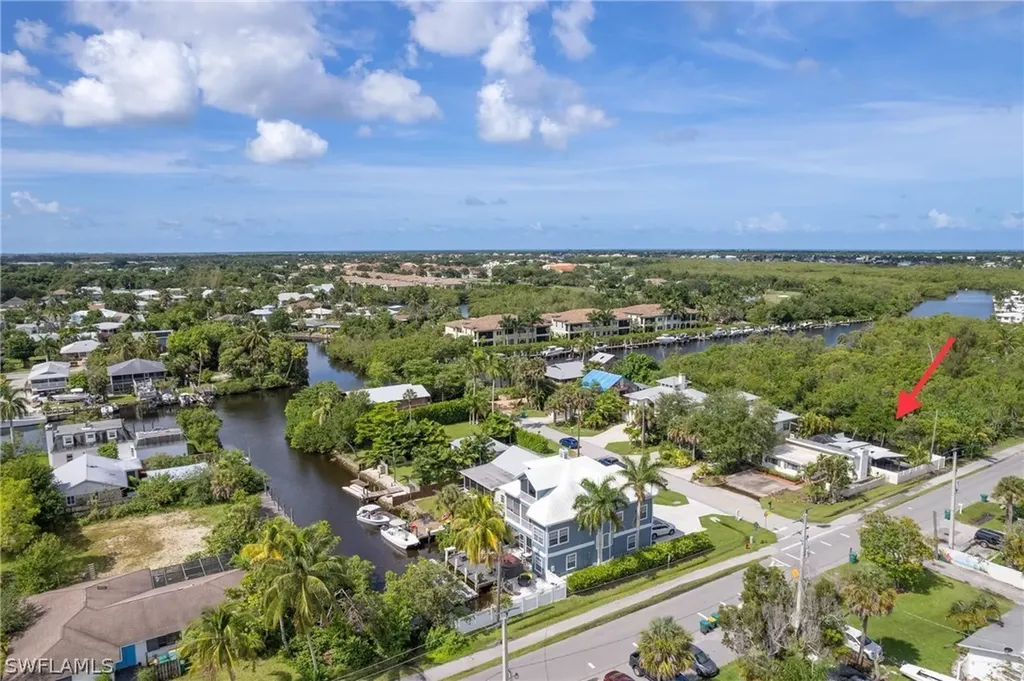 2918 Poplar Street Naples FL 34112