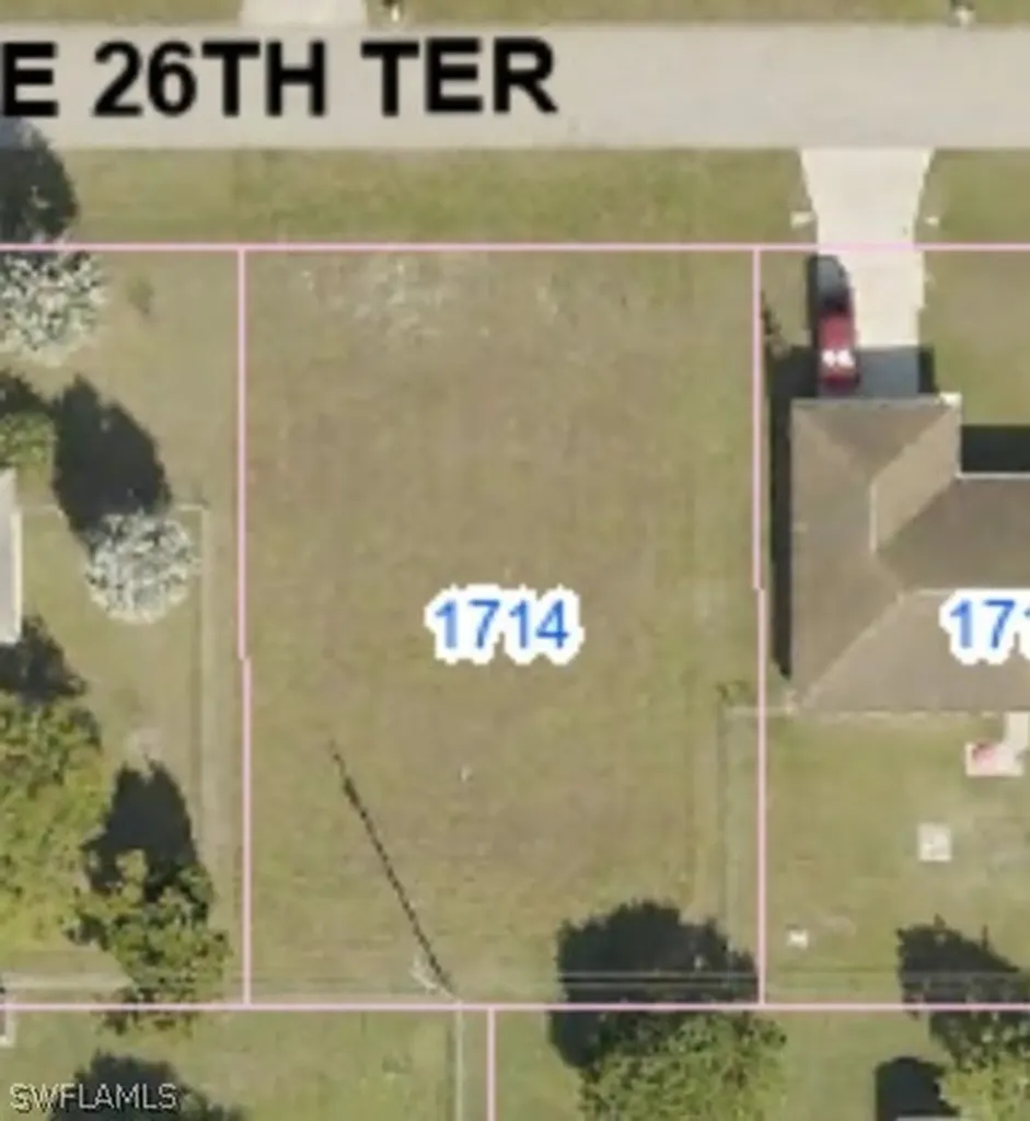 1714 NE 26th Terrace Cape Coral FL 33909