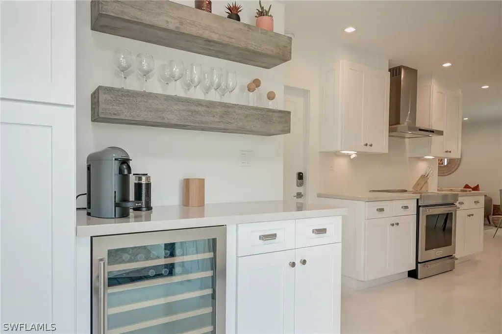 714 103rd Avenue N Naples FL 34108