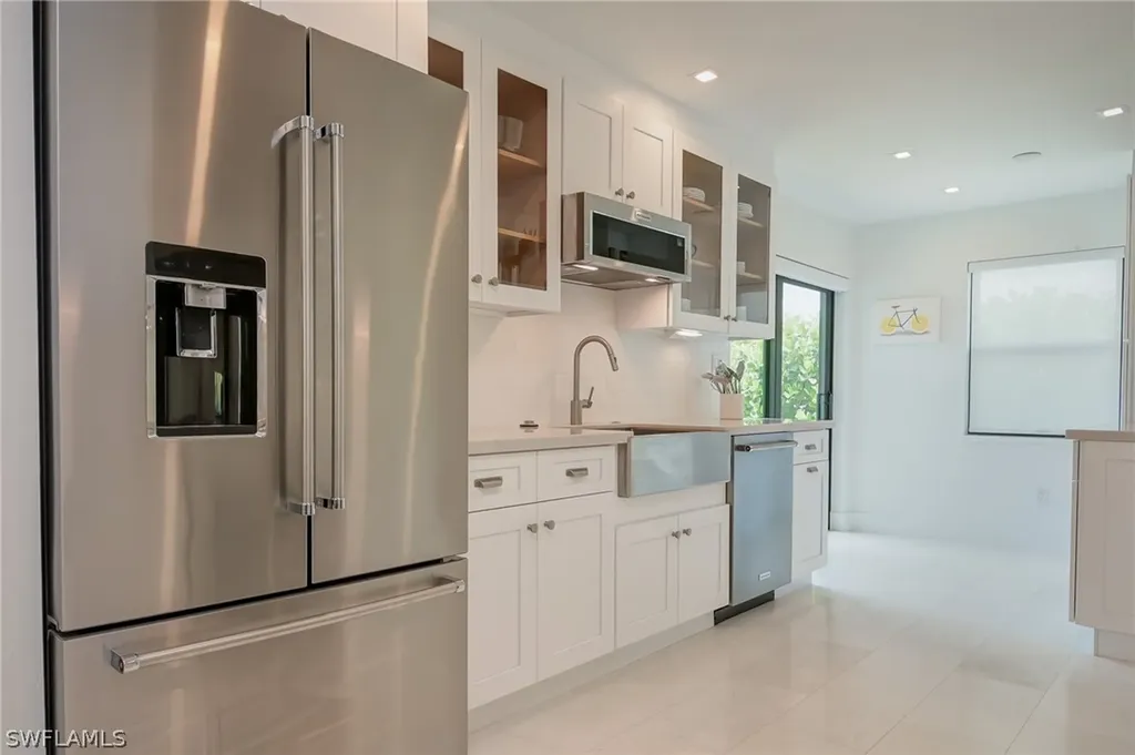 714 103rd Avenue N Naples FL 34108