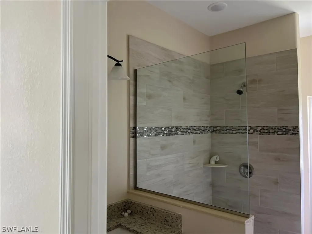 427 SW 30th Avenue Cape Coral FL 33991