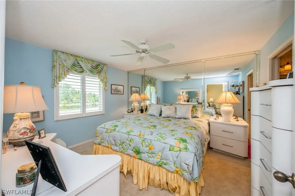 6860 Dennis Circle Naples FL 34104
