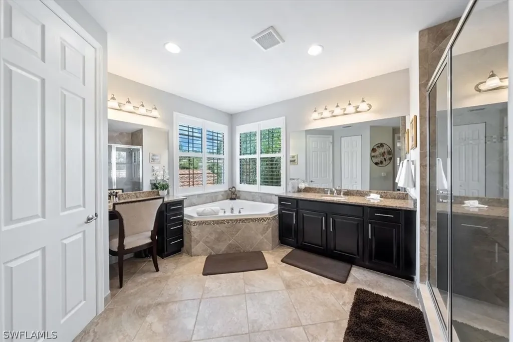 3378 Pacific Drive Naples FL 34119