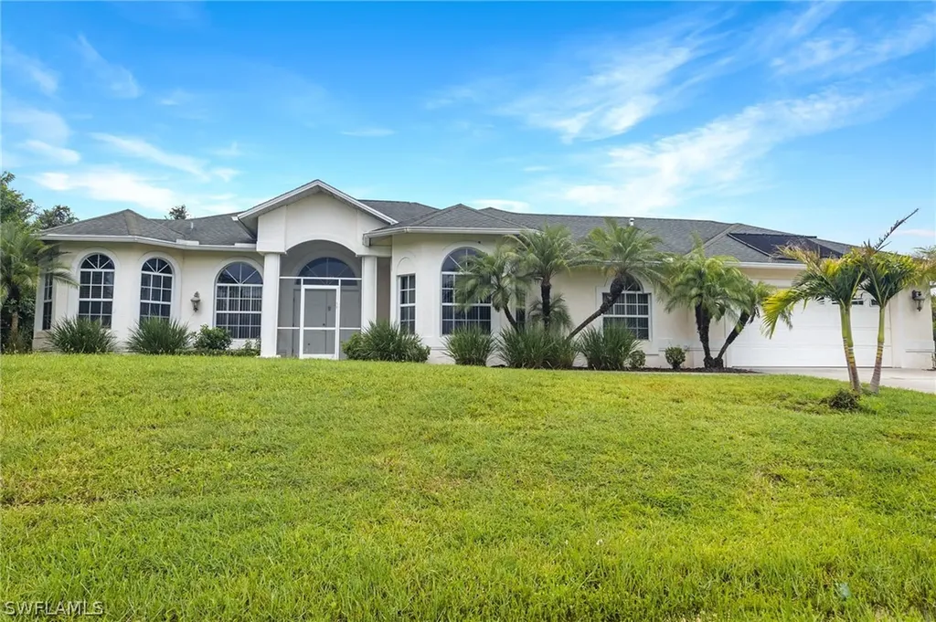 671 Mirror Lakes Court Lehigh Acres FL 33974