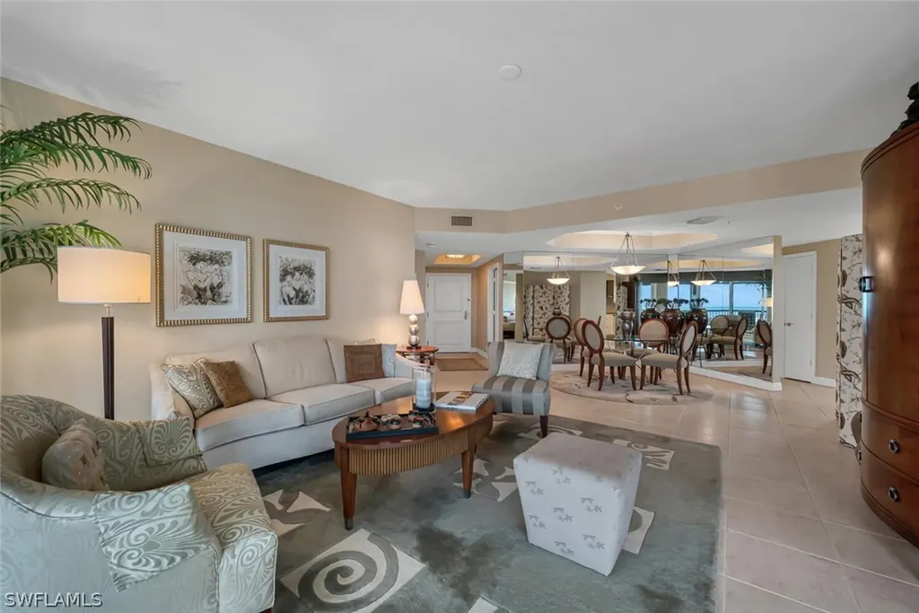 7225 Pelican Bay Boulevard Naples FL 34108