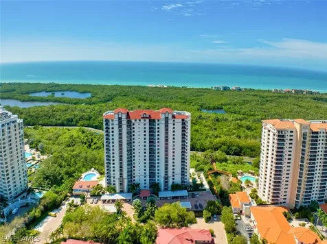 7225 Pelican Bay Boulevard Naples FL 34108