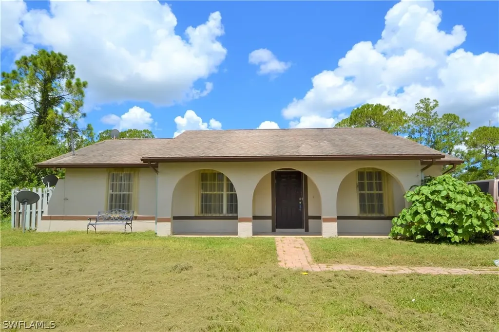 54 Donald Avenue S Lehigh Acres FL 33976