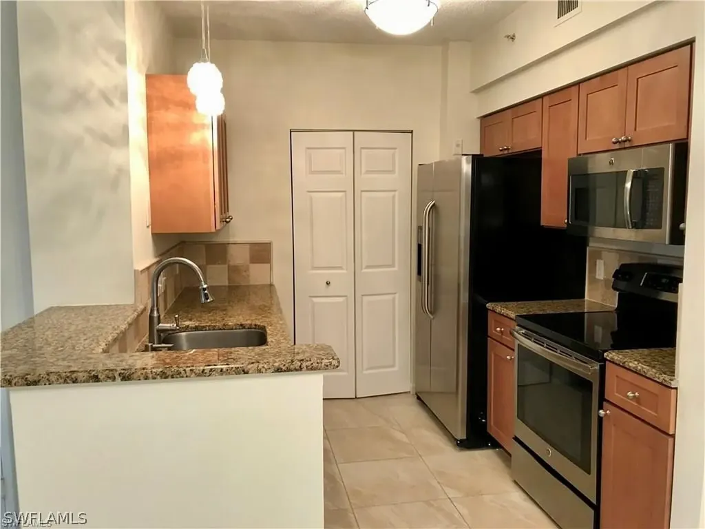 1210 Reserve Way Naples FL 34105