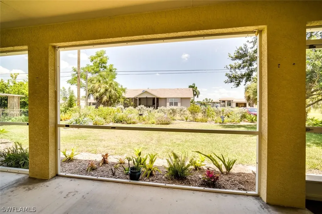 219 Nicholas Parkway E Cape Coral FL 33990