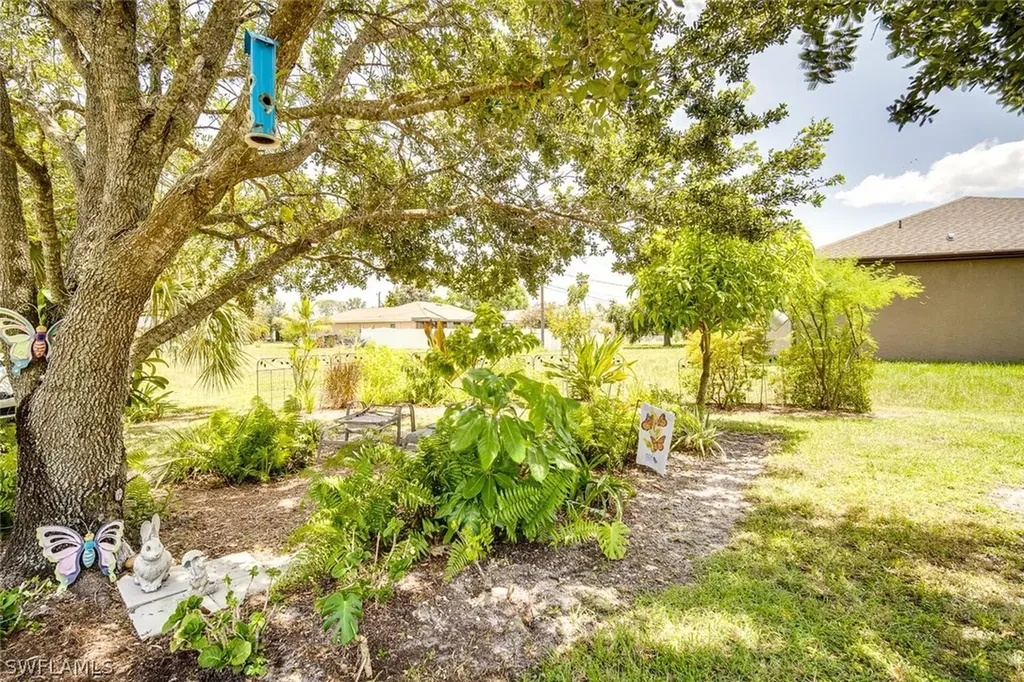 219 Nicholas Parkway E Cape Coral FL 33990