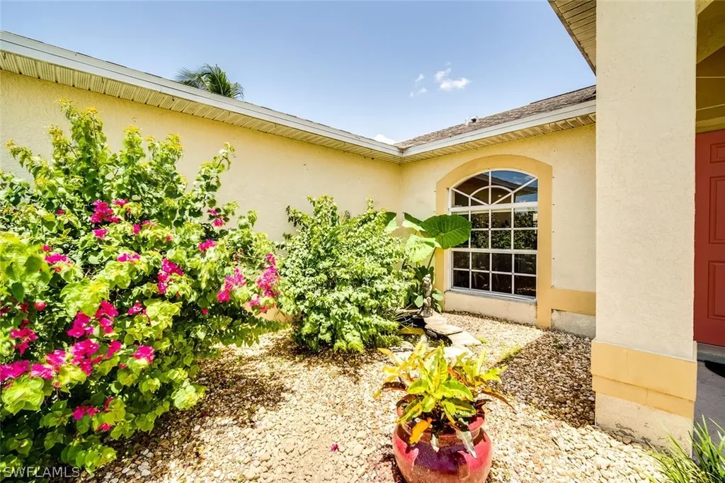 219 Nicholas Parkway E Cape Coral FL 33990