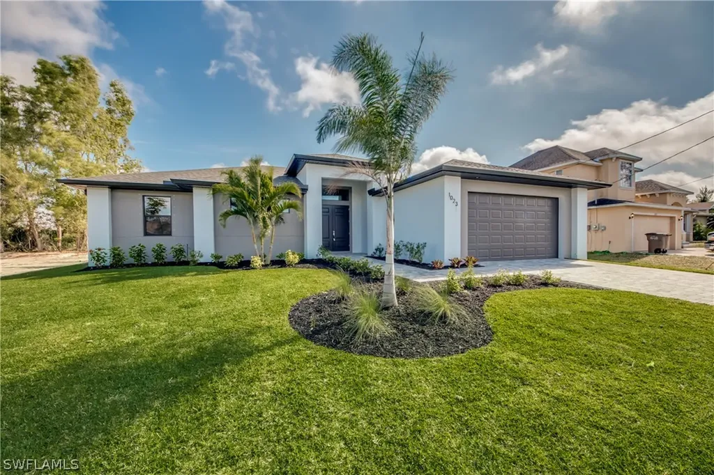 18 SW 13th Place Cape Coral FL 33991