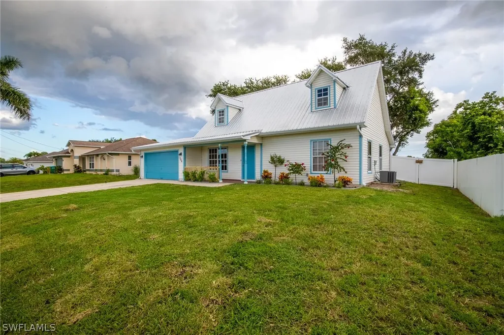 706 NW 3rd Street Cape Coral FL 33993