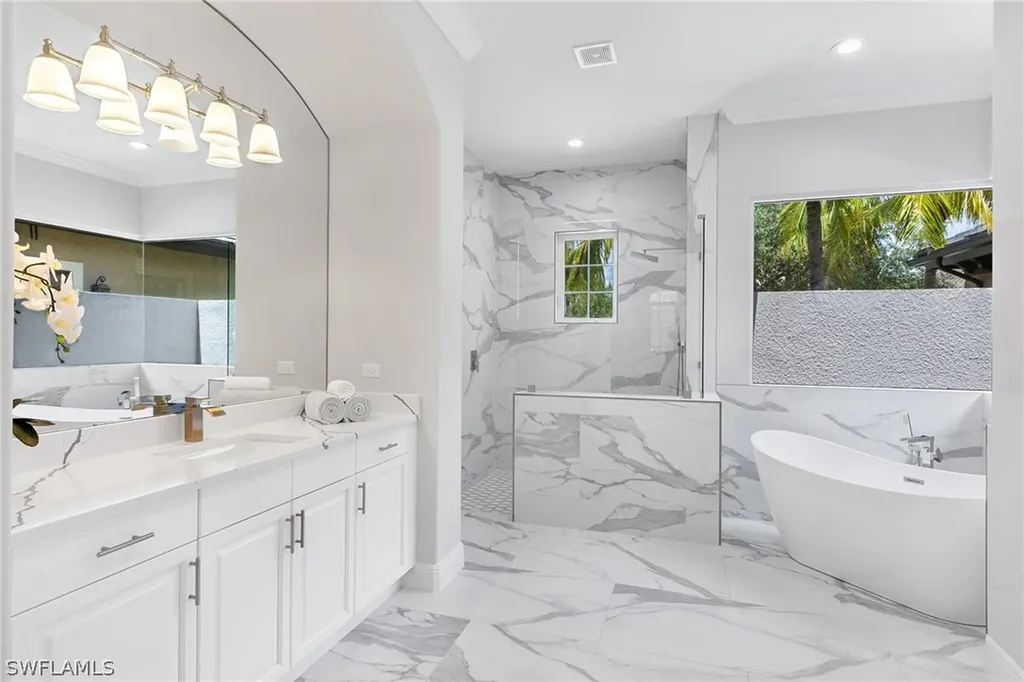9105 Shenendoah Circle Naples FL 34113