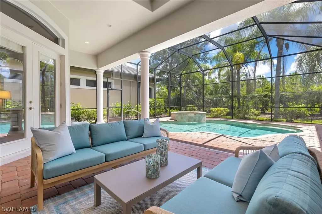 9105 Shenendoah Circle Naples FL 34113