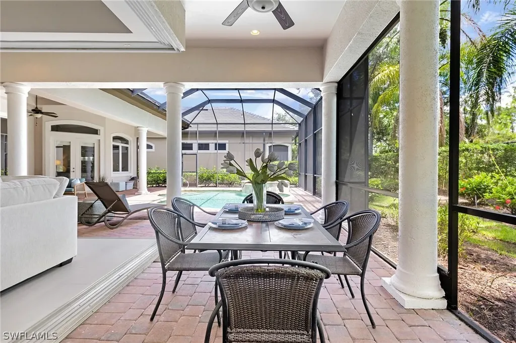 9105 Shenendoah Circle Naples FL 34113