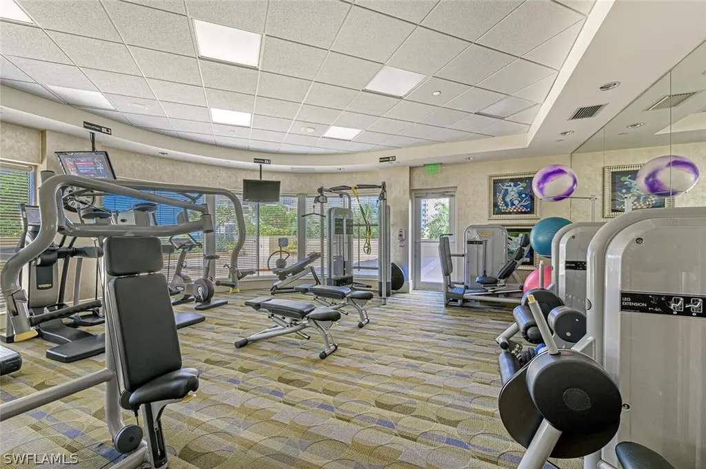81 Seagate Drive Naples FL 34103