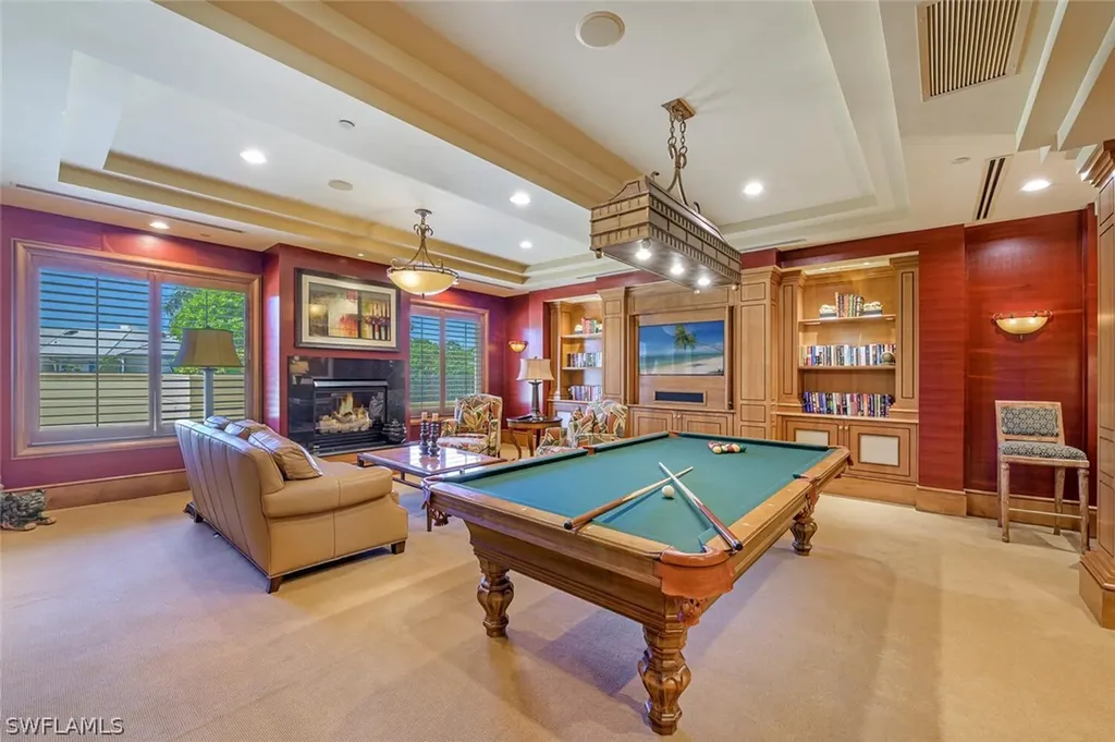 81 Seagate Drive Naples FL 34103
