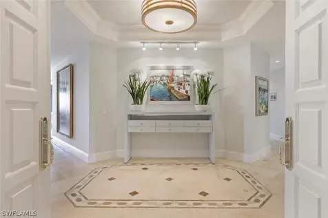 81 Seagate Drive Naples FL 34103