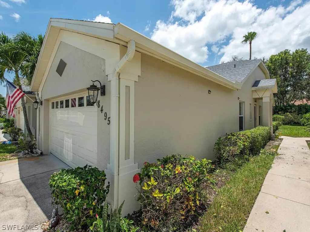 8495 Ibis Cove Circle Naples FL 34119