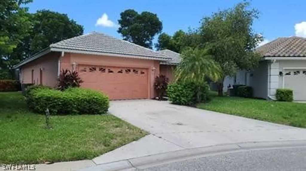 8019 Preakness Court Naples FL 34113