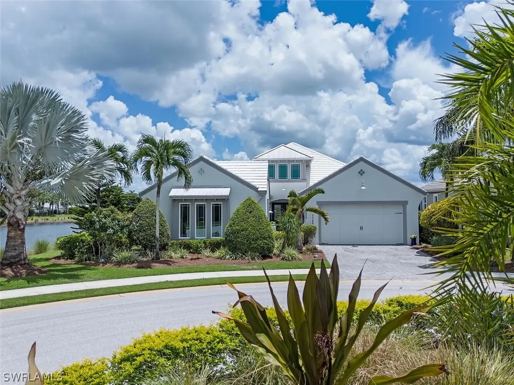 5046 Martinique Drive Naples FL 34113