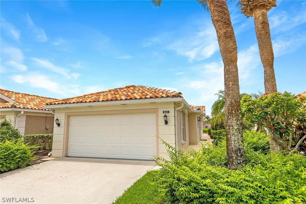 3118 Andorra Court Naples FL 34109