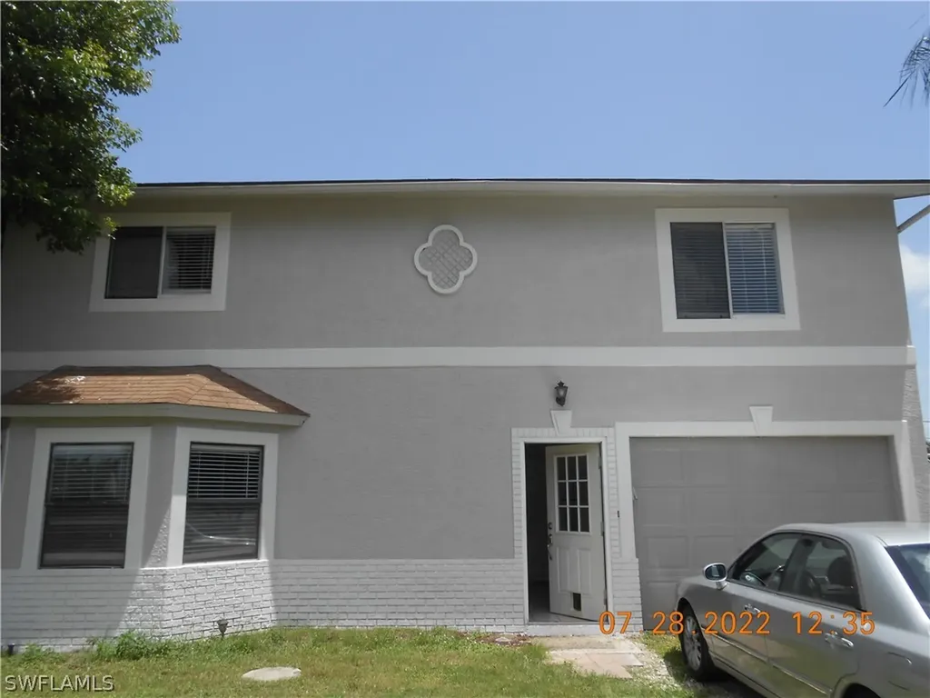 8279 Wren Road Fort Myers FL 33967