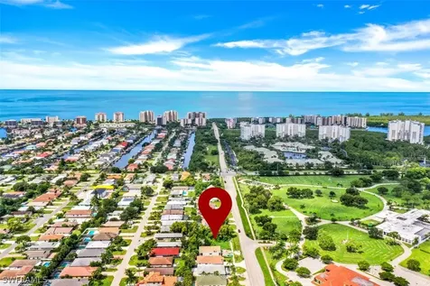556 111TH Avenue N Naples FL 34108