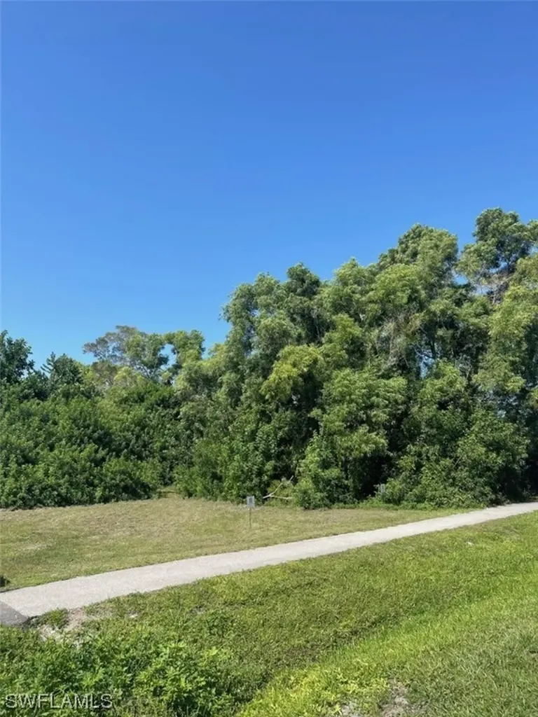 Tbd 111th Avenue N Naples FL 34108
