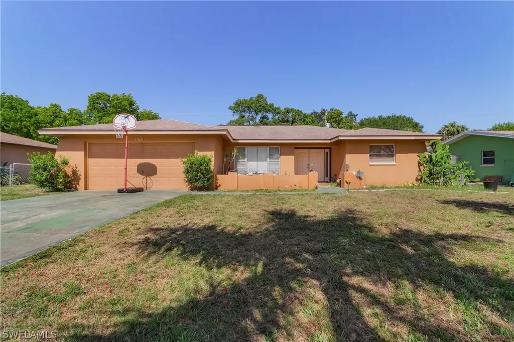 3918 Palm Tree Boulevard Cape Coral FL 33904