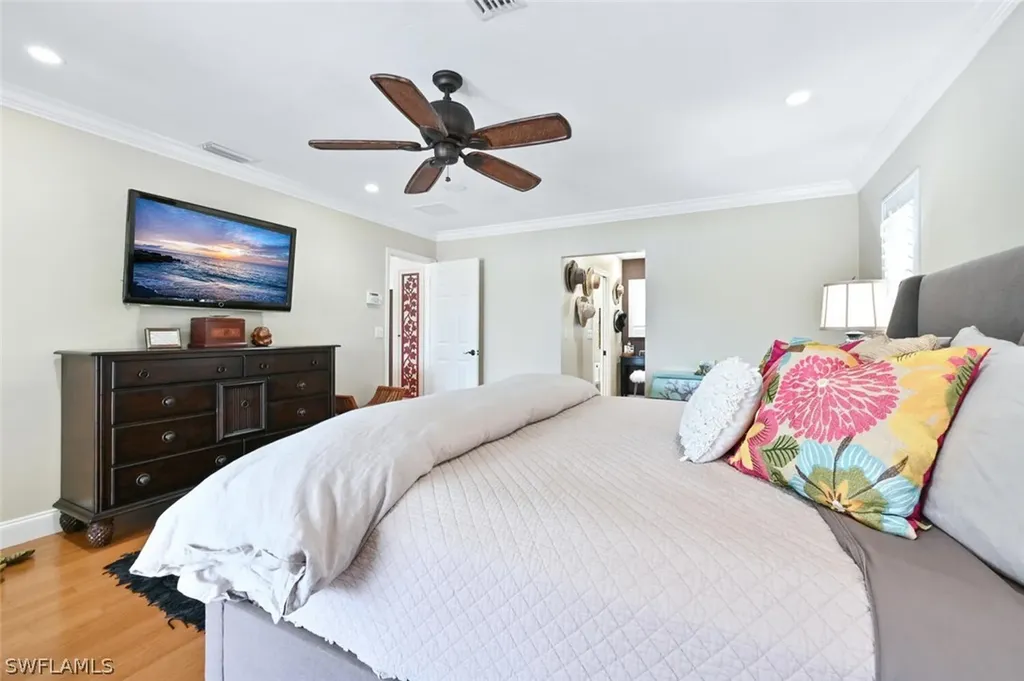 1310 Nottingham Drive Naples FL 34109