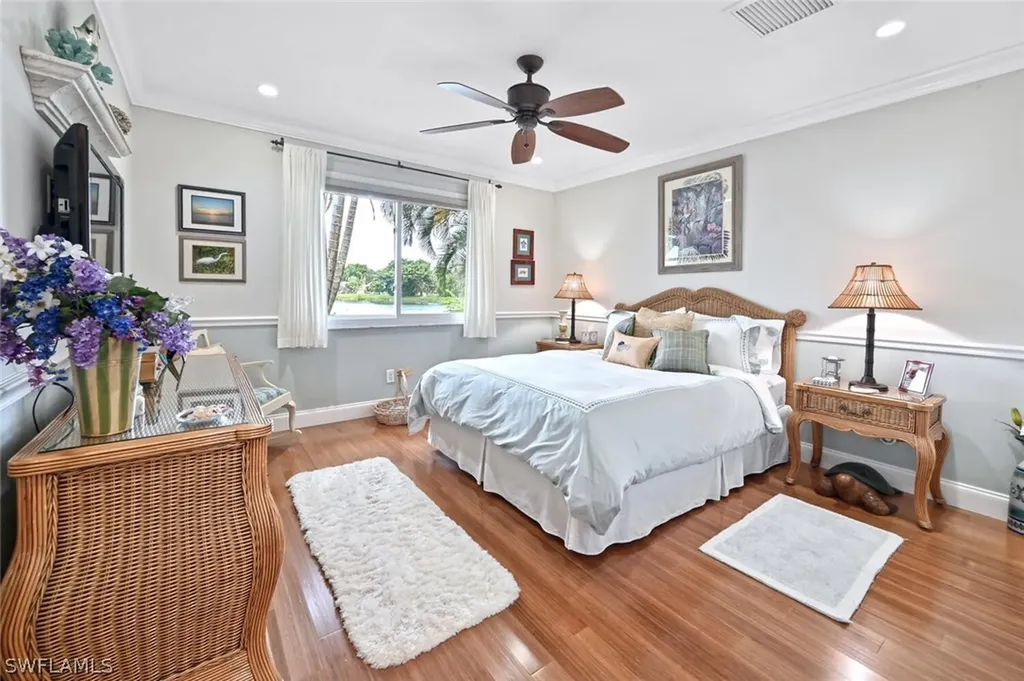 1310 Nottingham Drive Naples FL 34109