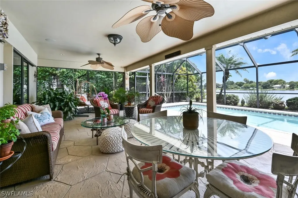 1310 Nottingham Drive Naples FL 34109