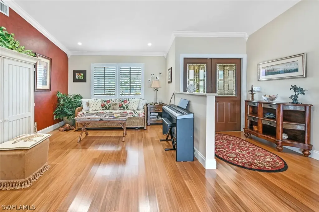 1310 Nottingham Drive Naples FL 34109