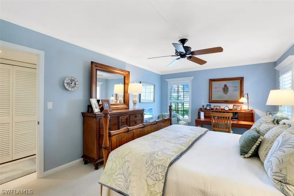 2701 Gulf Shore Boulevard N, Villa Naples FL 34103