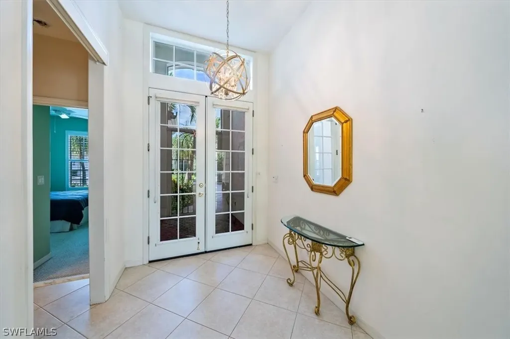 1757 Marsh Run Naples FL 34109