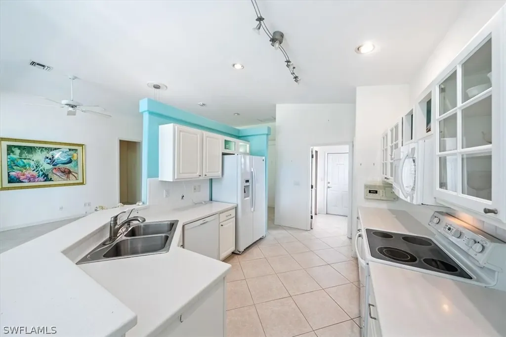 1757 Marsh Run Naples FL 34109