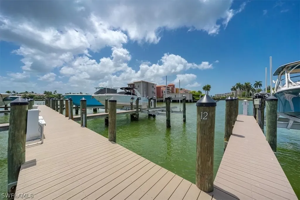 4090 Gulf Shore Boulevard N Naples FL 34103