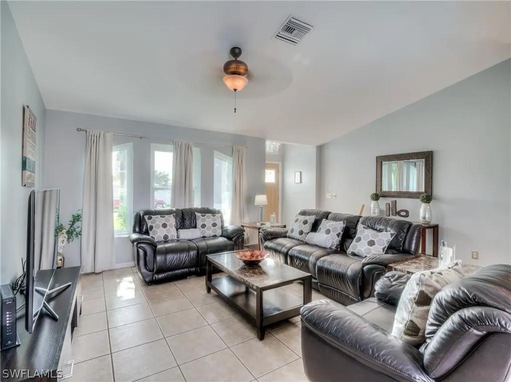 2236 SW 17th Avenue Cape Coral FL 33991