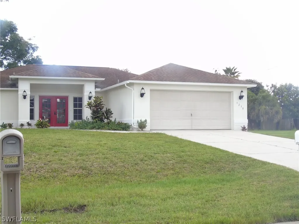 1210 SW 10th Terrace Cape Coral FL 33991