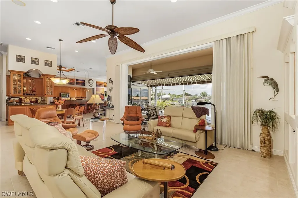 5238 Pelican Boulevard Cape Coral FL 33914