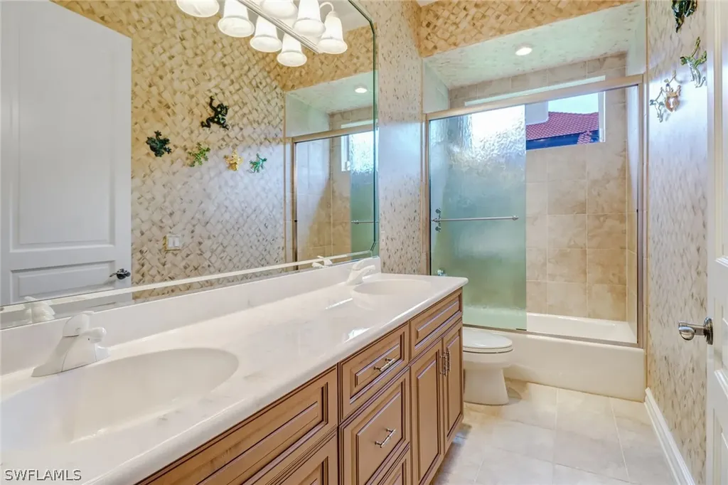 28526 Raffini Lane Bonita Springs FL 34135