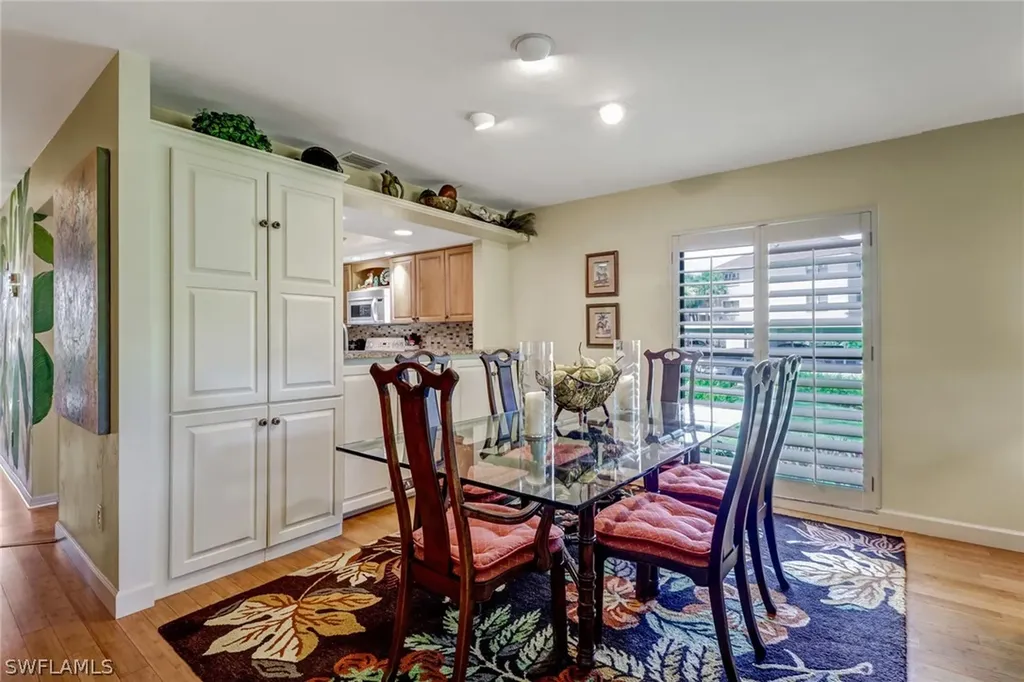 5301 Fox Hollow Drive Naples FL 34104