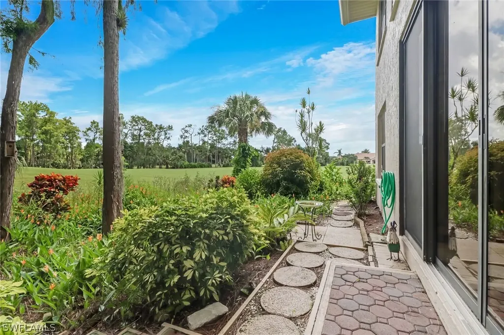 5301 Fox Hollow Drive Naples FL 34104