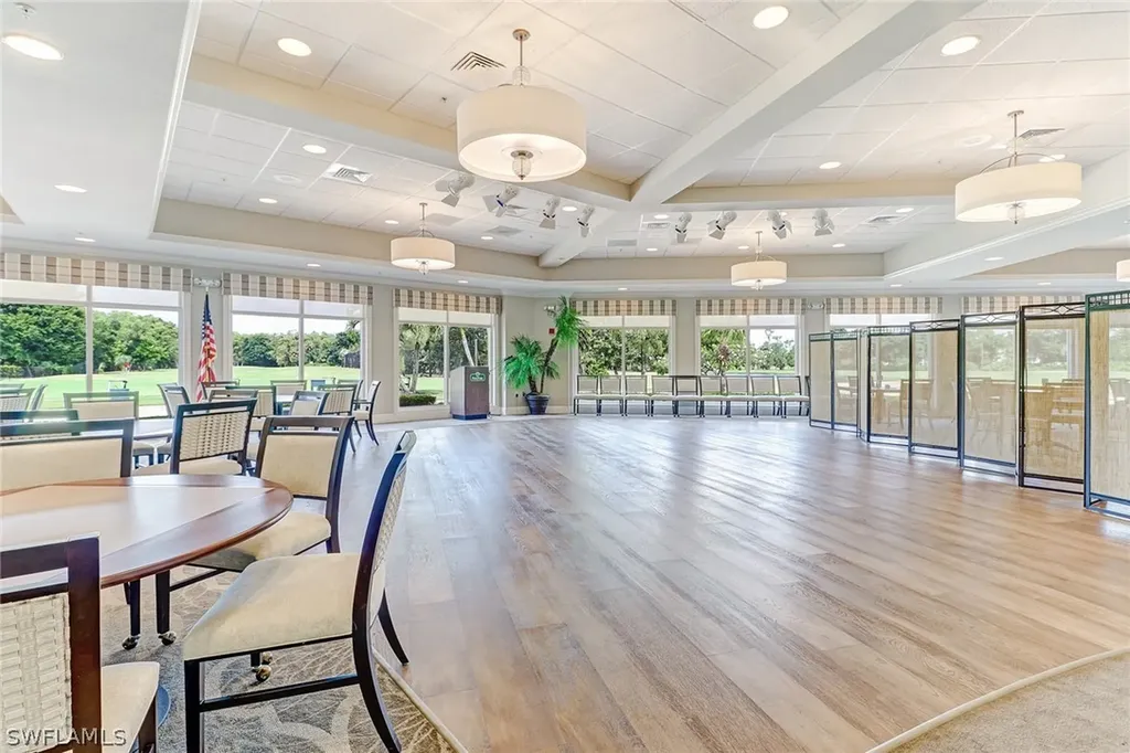 5301 Fox Hollow Drive Naples FL 34104